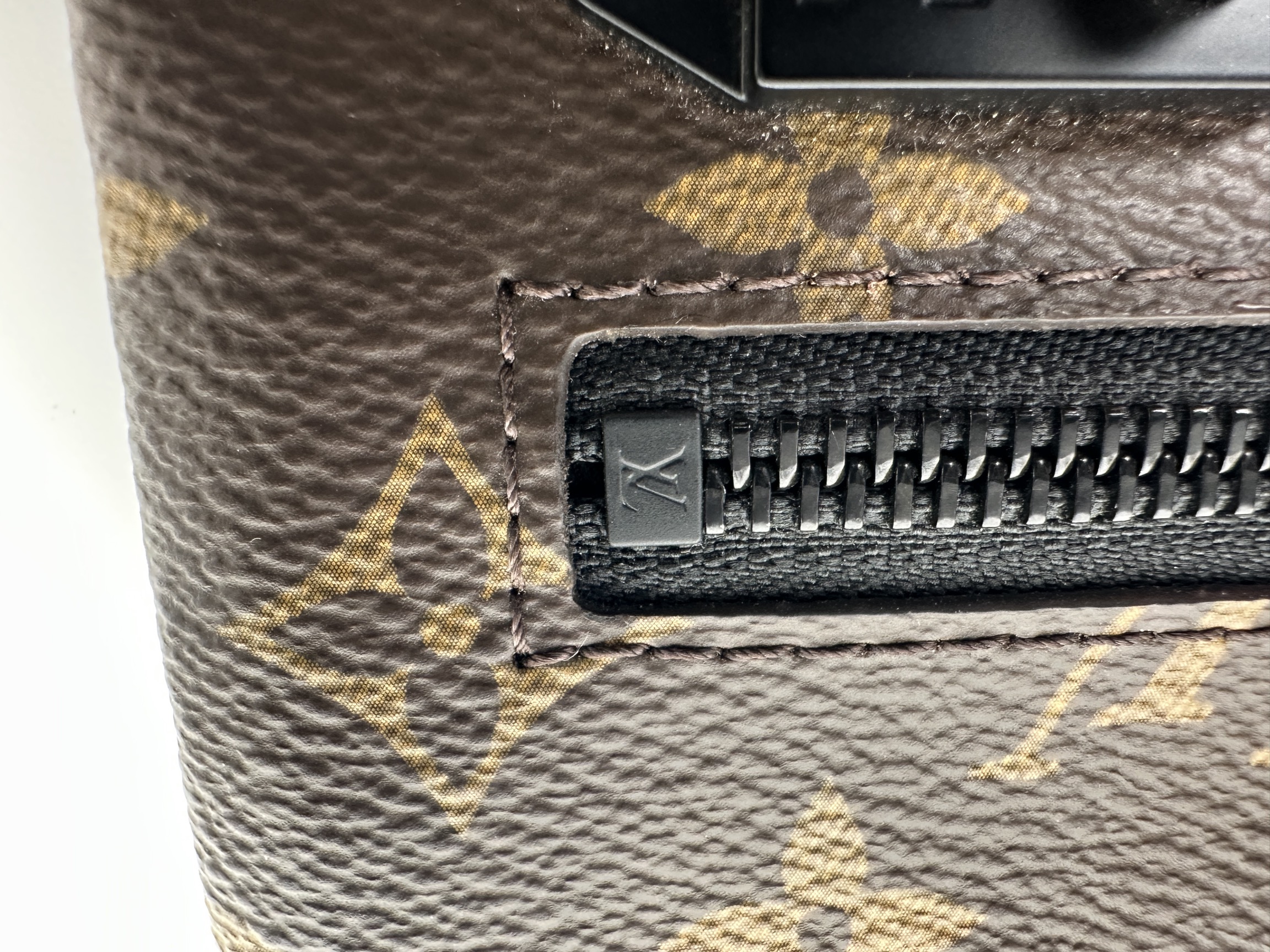 Louis Vuitton Monogram Solar Ray A4 Pouch with Orange Chain photo 3